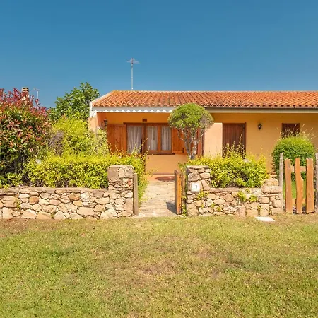 Villa Villetta Con Giardino Olbia