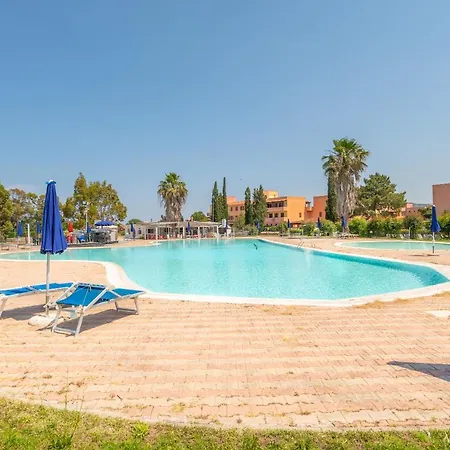 Villetta Con Giardino Olbia